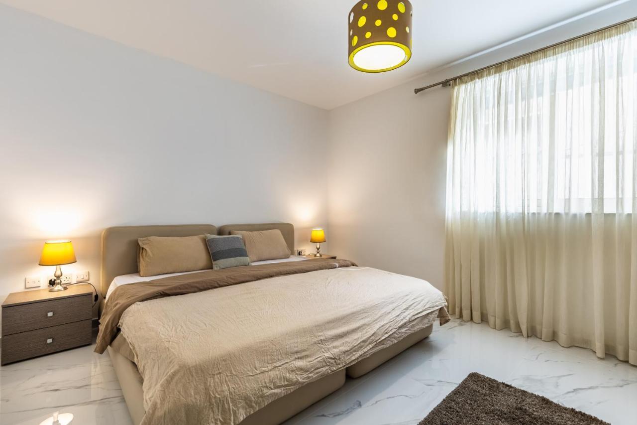 Stunning - Sunnyside 3-Bedroom Sliema Esterno foto